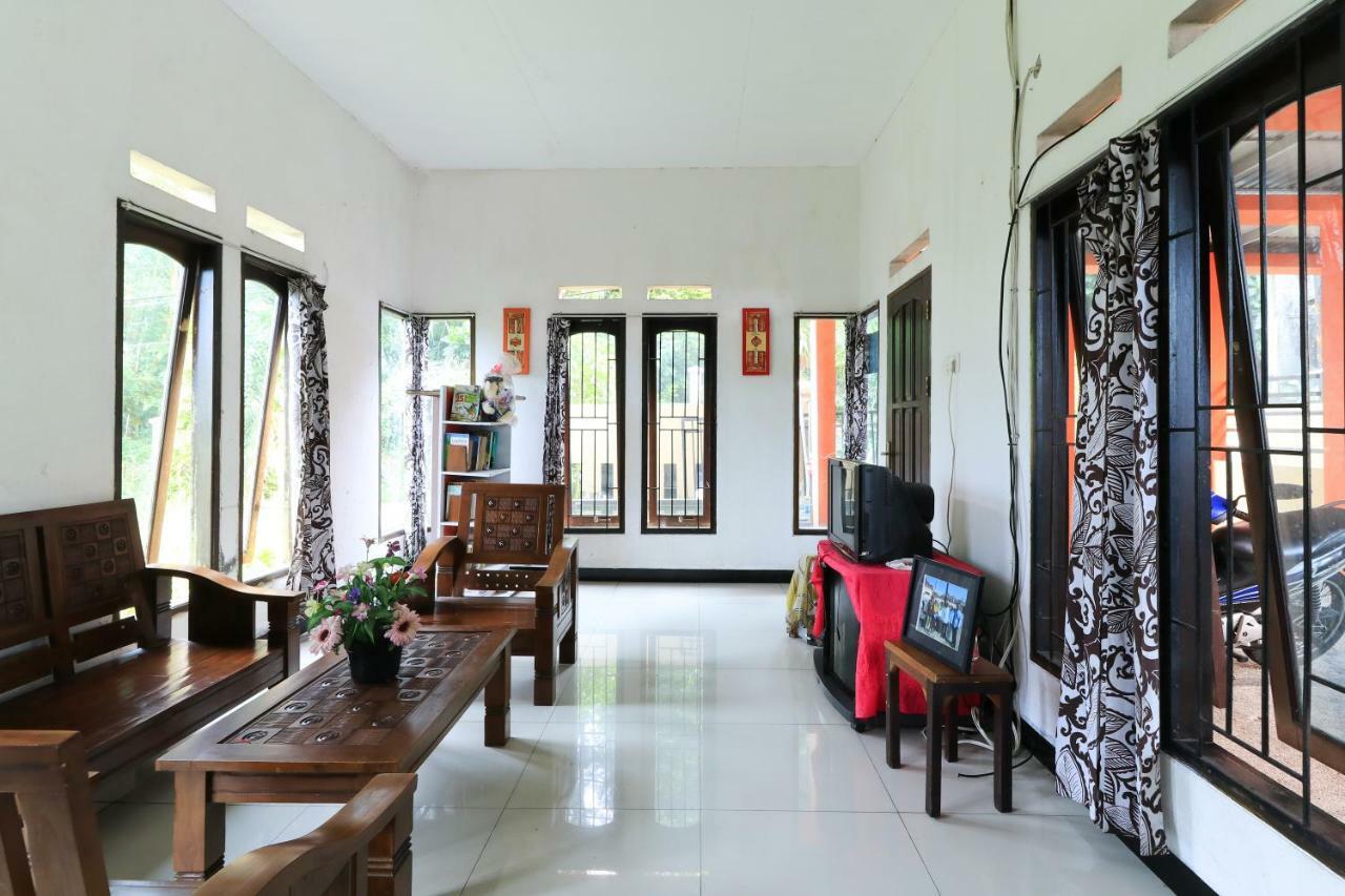 Sentosa76 Guest House Balikpapan  Eksteriør billede